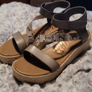 Blowfish wedge sandals